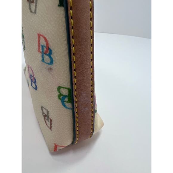 Dooney & Bourke Itsy Bitsy Ivory Multi-Color SIG Coated Canvas Zip MIni Handbag - Picture 3 of 14